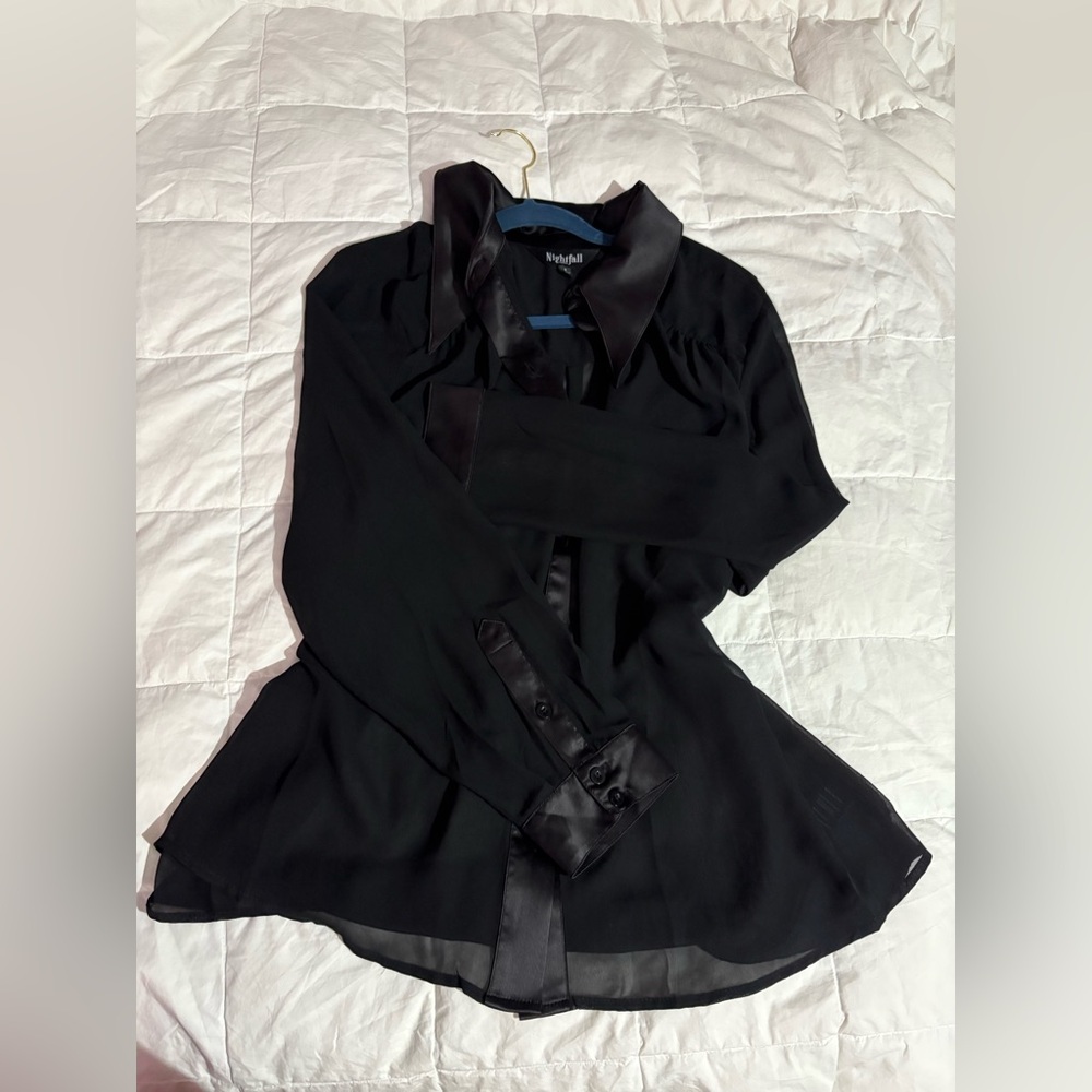 🖤Torrid Nightfall Sheer Blouse🖤